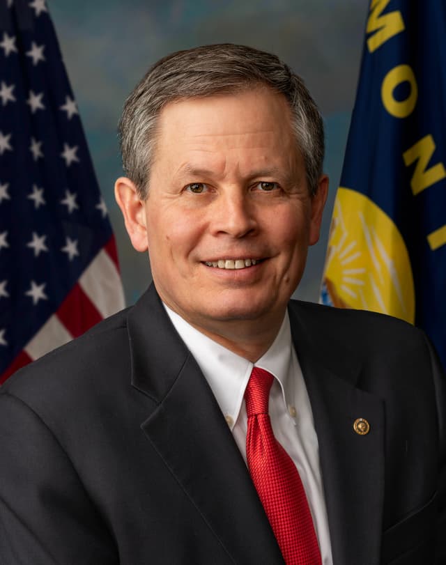 Sen. Steve Daines headshot