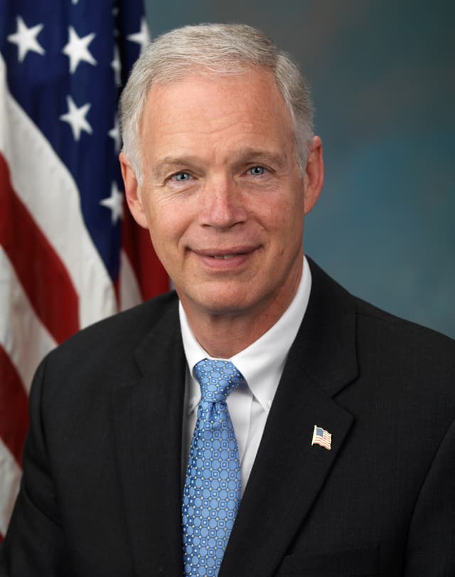 Sen. Ron Johnson headshot