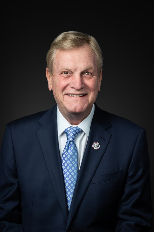 Rep. Mike Simpson headshot