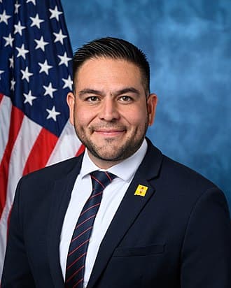 Rep. Gabe Vasquez headshot